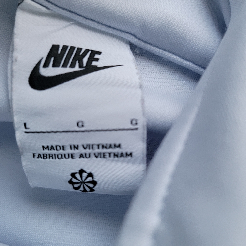 Nike Track Jacket - Picture 4 of 5